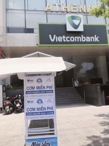 Công ty Cổ phần Đầu tư IMG hỗ trợ hàng trăm suất Cơm từ thiện mùa dịch Covid-19
