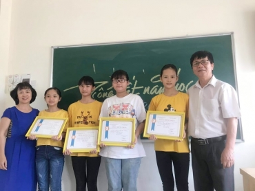 TỔNG KẾT NĂM HỌC 2019 - 2020 VÀ NHẬN QUÀ TẶNG TỪ THÁNG NĂM HỌC NHẬT MINH